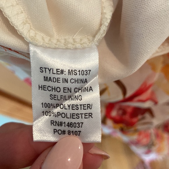 Miss Avenue Ivory Floral Tropical Maxi Dress - Size Small - Picture 10 of 11